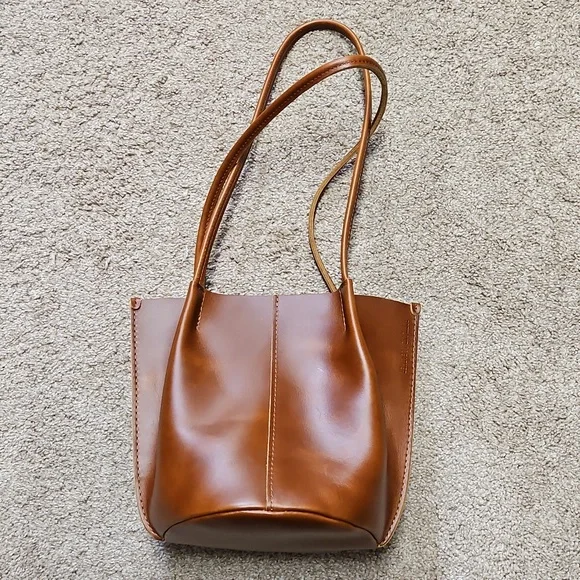 Portland Leather Goods Small / Classic Devon Tote In Madrone - Picture 4 of 9